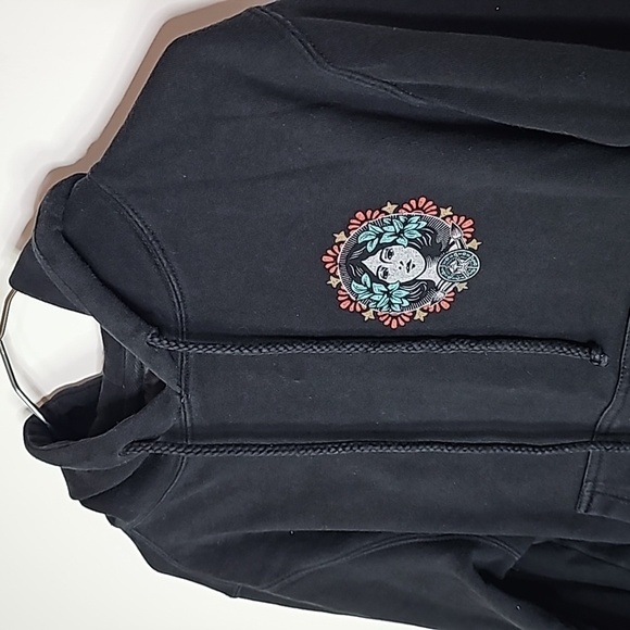 Obey black xs hoodie - Picture 3 of 8